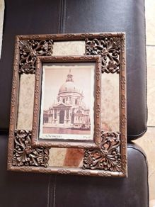 Genesis photo frame