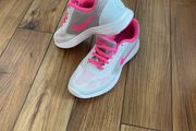 Nike runners pink 5.5uk