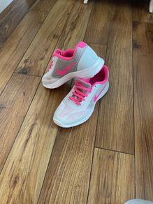 Nike runners pink 5.5uk