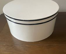 Hat box / cake box / gift box