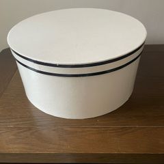 Hat box / cake box / gift box