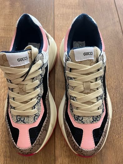 Gucci sneakers