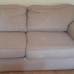 3 seater couch with 2 cushions