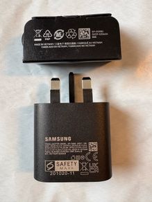New Samsung fast charger 25W Plug and C type cable