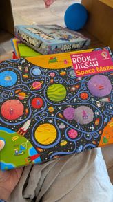 Usborne Book and Jigsaw Space Maze 300 pieces