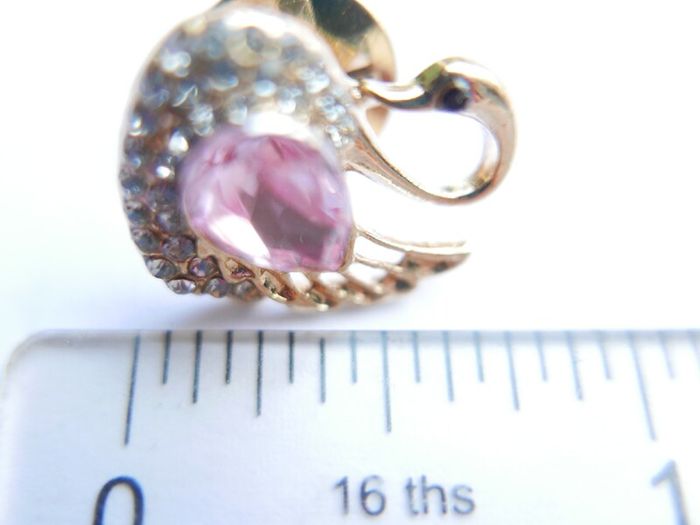 Vintage Swan Brooch
