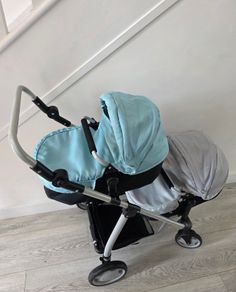 Twin Dolls Pram