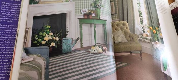 The Ultimate Decorating Book: Over 1,000 Decorating Ideas for All the Rooms in Your Home