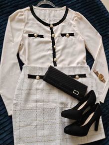 New Womens Blouse and Skirt Pearl Set - Size M/L