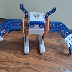 Meccano Micronoid robot toy