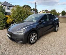 Tesla Model Y 2023 RWD