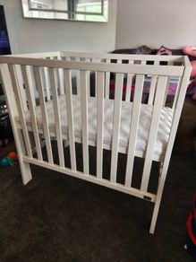 White Bed Cot
