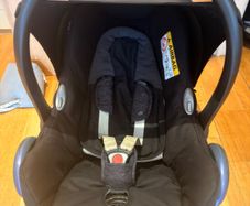 Maxi-Cosi CabrioFix CarSeat +NB insert + ISOFIX Base