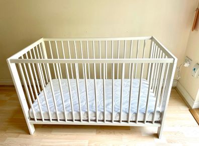Ikea Gulliver baby cot and matress