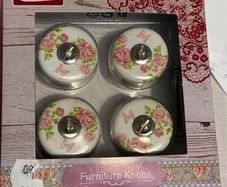 4 ceramic knobs
