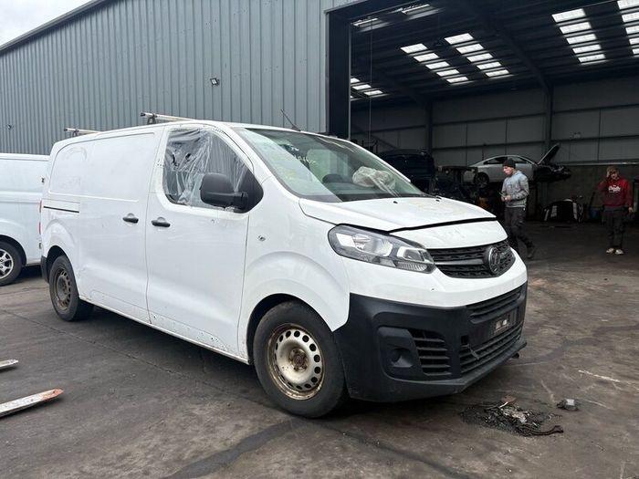 For Breaking 2021 Vauxhall Vivaro 1.5 Diesel