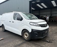 For Breaking 2021 Vauxhall Vivaro 1.5 Diesel