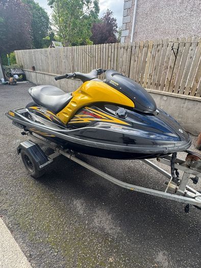 Yamaha GP1300r