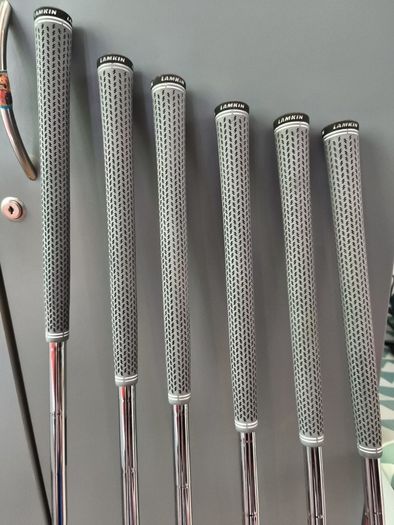 taylormade P790 irons (6-AW) 2021 model