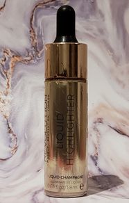 Revolution Liquid Highlighter - Liquid Champagne - New - Sealed