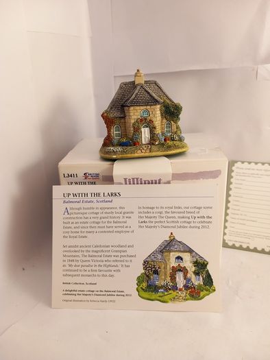Lilliput Lane Model Houses & Others Lilliput Lane - UP WHITE THE LARKS Collectables great gift present display decor  original box and  deed collectors card