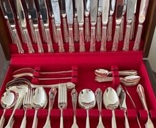 124 Piece (12 Place Settings) Newbridge Silverware EPNS Canteen of Cutlery (Dubarry collection)