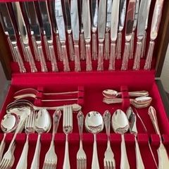 124 Piece (12 Place Settings) Newbridge Silverware EPNS Canteen of Cutlery (Dubarry collection)