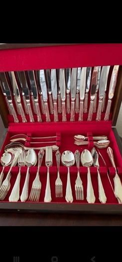 124 Piece (12 Place Settings) Newbridge Silverware EPNS Canteen of Cutlery (Dubarry collection)