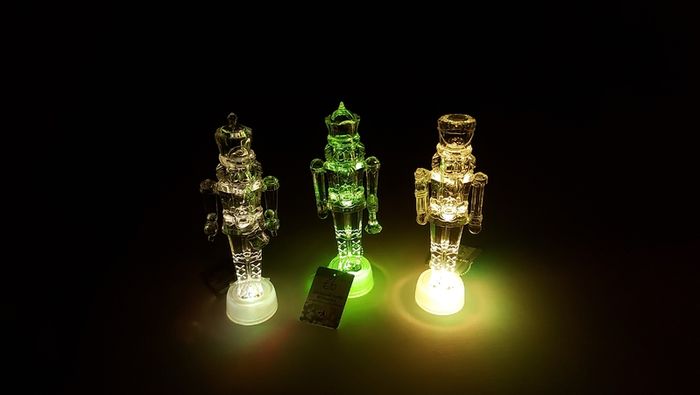 Color Changing Xmas Nutcracker