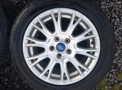16" Genuine Ford Alloys with tyres