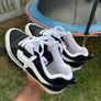 Vans Khu Image 4