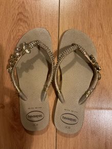 Havaianas Flip Flops Size 6-7