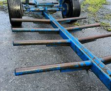 Bale trailer