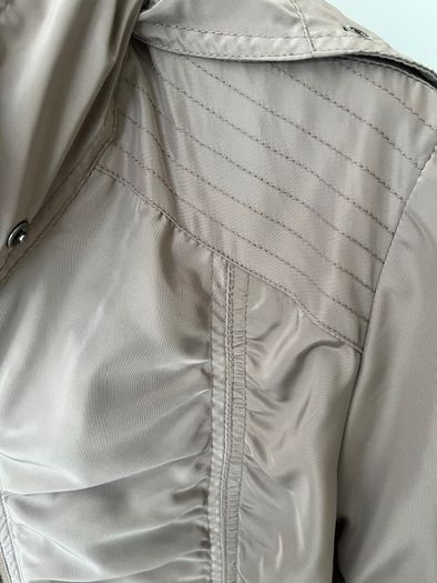 Dutch Brand Yaya Coat Jacket Ladies. Medium. Sage Green / Khaki. Satin Finish.  Detachable hood. Excellent. Proceeds To Medecins Sans Frontieres.