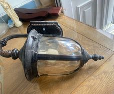 6 x Outdoor wall lanterns/lights