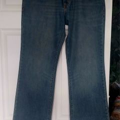 NEW - Old Navy blue jeans W34 L32