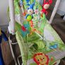 Baby rocker/chair and play gym Image 6