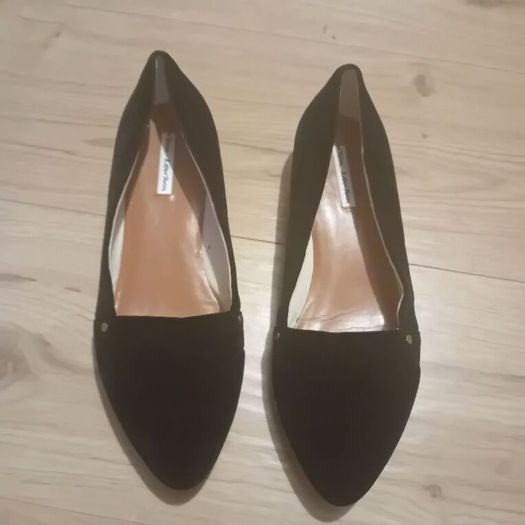 ladies shoes & others stories size 7 black velvet