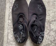 One pair size 9 water shoes /slippers