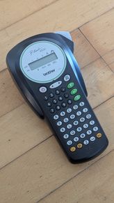 Brother P-touch 1000 Handheld Label Maker