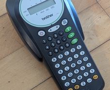Brother P-touch 1000 Handheld Label Maker
