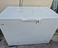 Logic 290L chest freezer