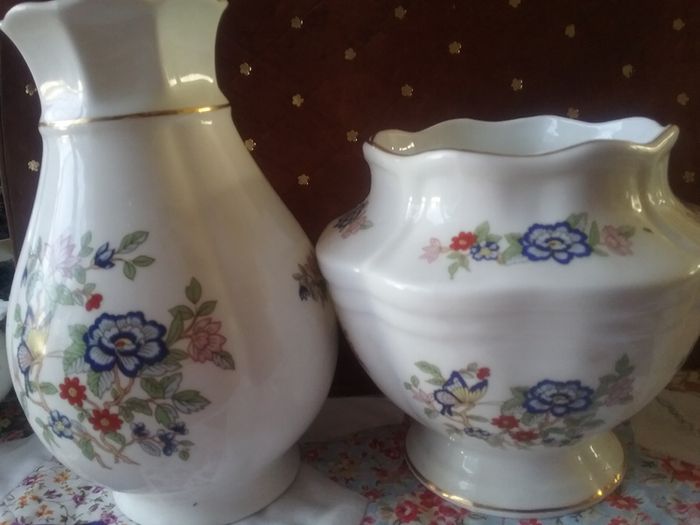 Royal Tara Vases