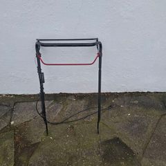 Harry  lawnmower   handlebars