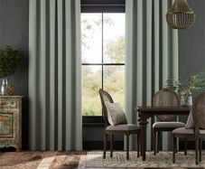 Curtain