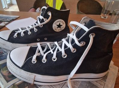 converse boots