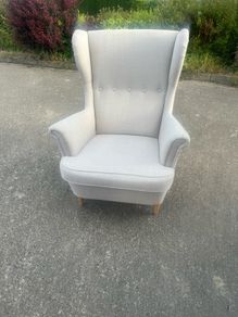 Beautiful wing back arm chair. Perfect condition