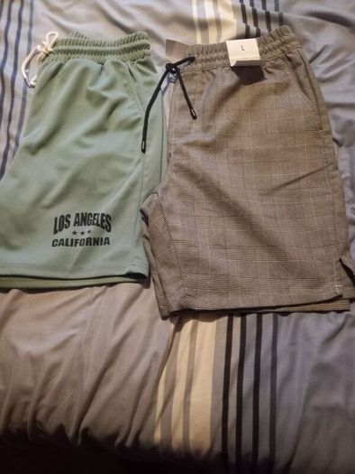 Mens Shorts, New, Large, Draw String Adjustable.