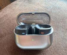 Samsung Galaxy Buds 3 Pro (case only)