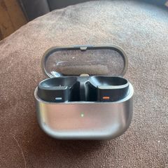 Samsung Galaxy Buds 3 Pro (case only)